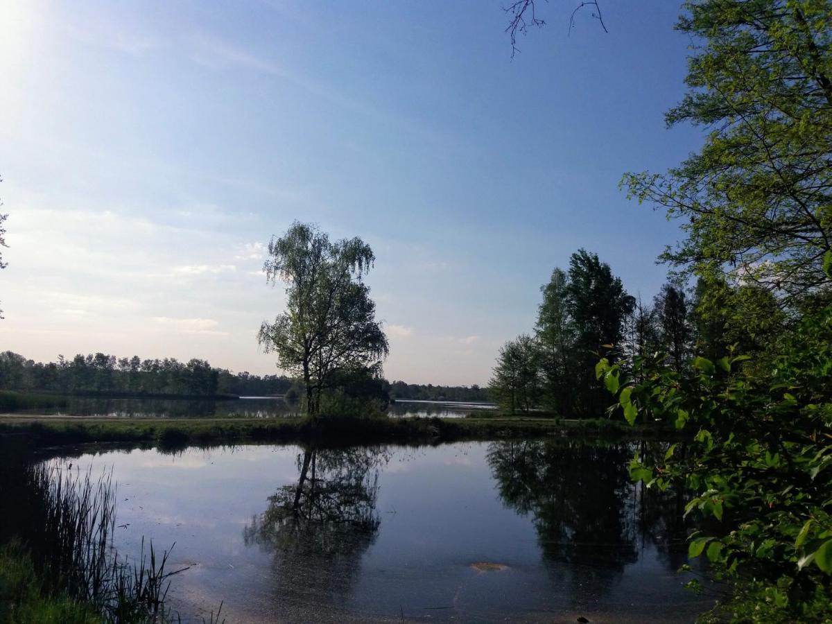 Ferienwohnung Lodig Gross Sarchen Zewnętrze zdjęcie